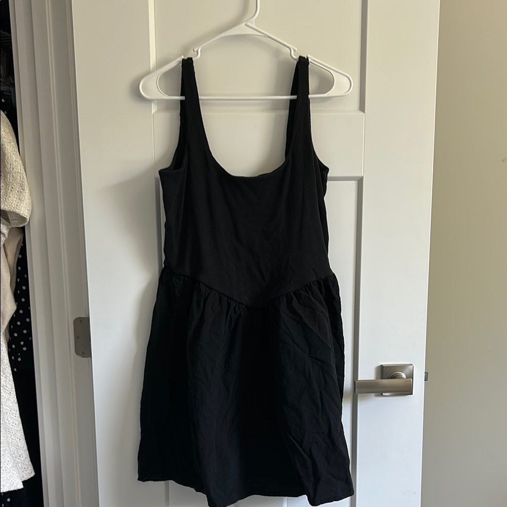 No Boundaries Ribbed Black Top